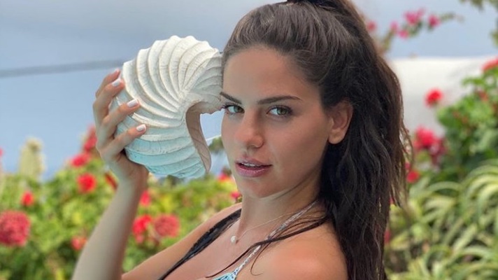 Σοφία Φύρου : Οι 4+1 φορές που απέδειξε ότι διαθέτει το πιο πλούσιο στήθος στο ελληνικό Instagram (pics)